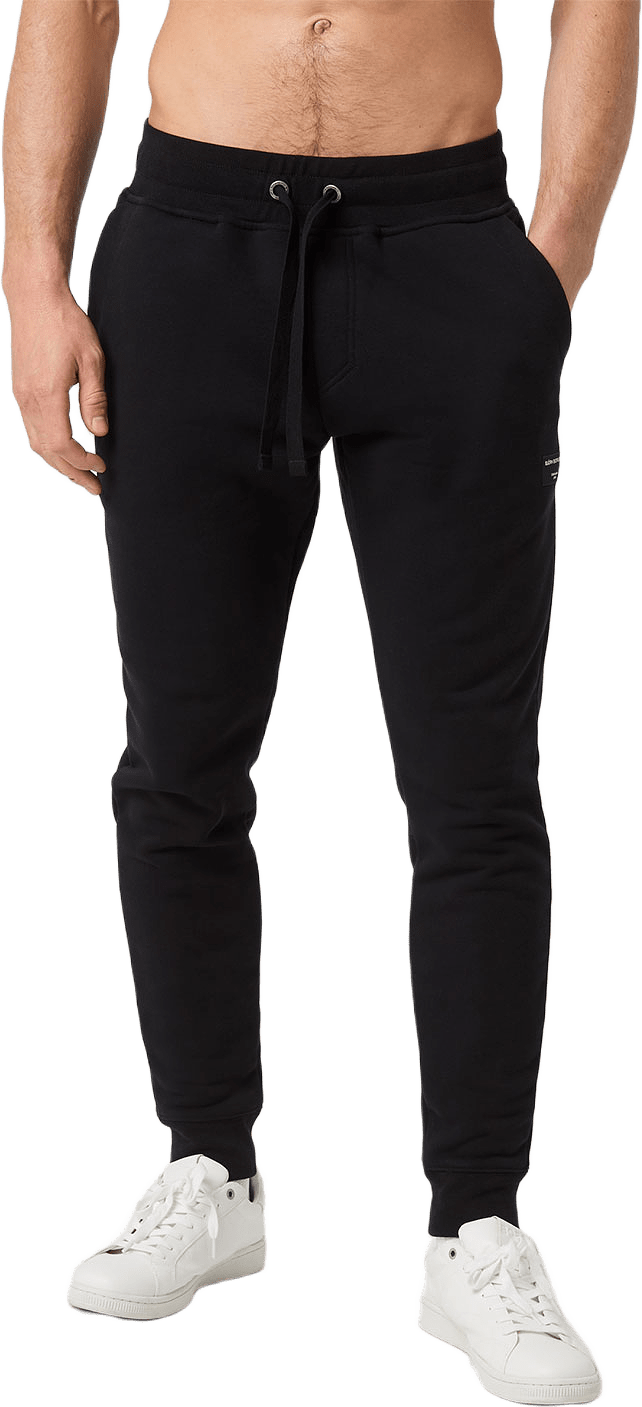 Centre Tapered Sweatpants, från Björn Borg, i färgen Black Beauty.