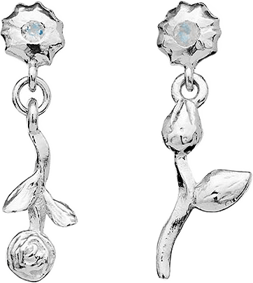 Amaria Örhängen, från Maanesten, i färgen Sterling Silver.