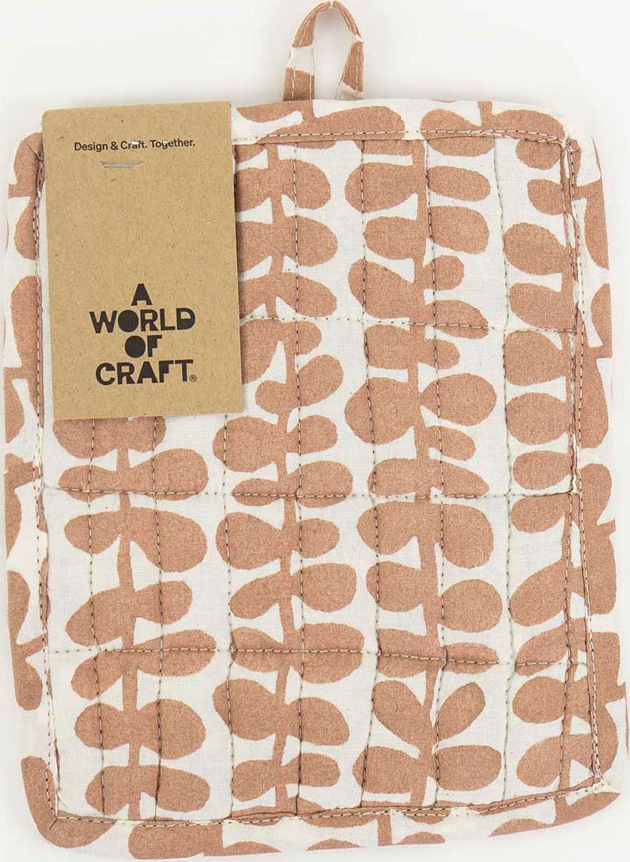 Foliage Grytlapp 17.5X21 cm, från A World of Craft, i färgen Rosa/Offwhite.