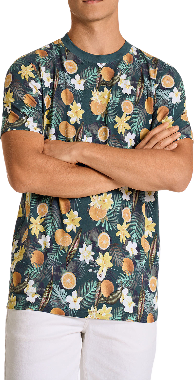 Juicy AOP o-neck tee S/S, från Lindbergh, i färgen Green.