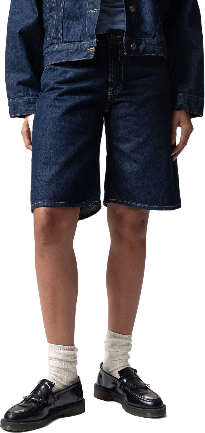 Meja Denim Shorts, från Nudie Jeans, i färgen Dark Blue.