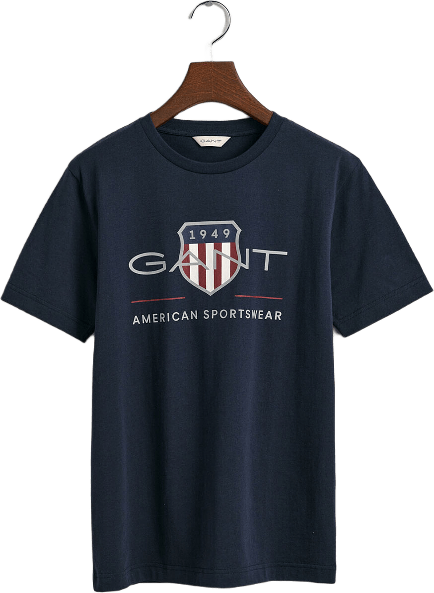 Gant Archive Shield SS T-shirt, från GANT, i färgen Evening Blue.