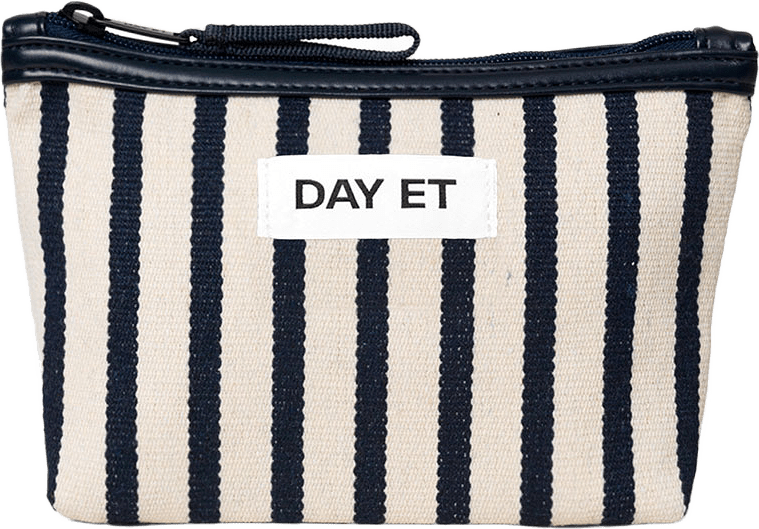 Day Gweneth J Beachy Mini