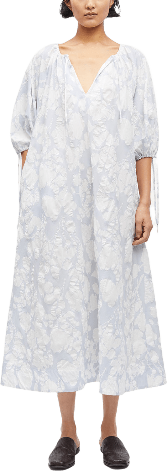 SAMATERA DRESS 15644, från SAMSOE SAMSOE, i färgen Peony Egret.