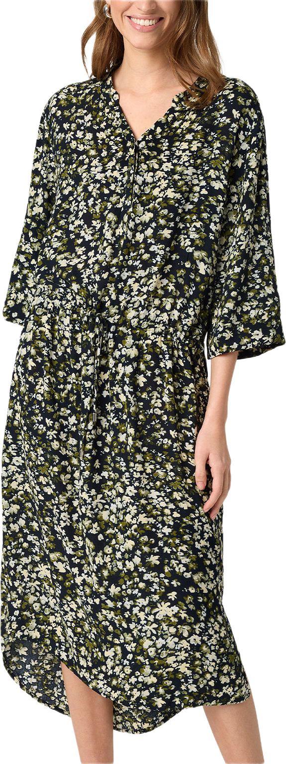 Klänning, Zaya, från Soaked In Luxury, i färgen Blue Flower Print.