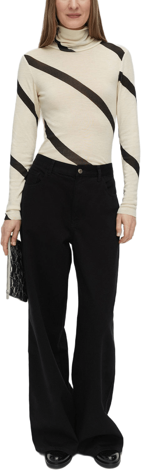 VILINA BASSO T-shirt, från Marimekko, i färgen Off White, Black.