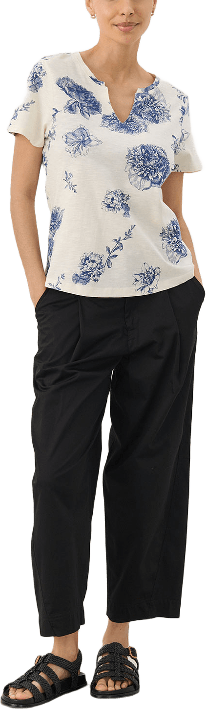 GesinasPW T-shirt, från Part Two, i färgen Oceana Stunning Flower Print.