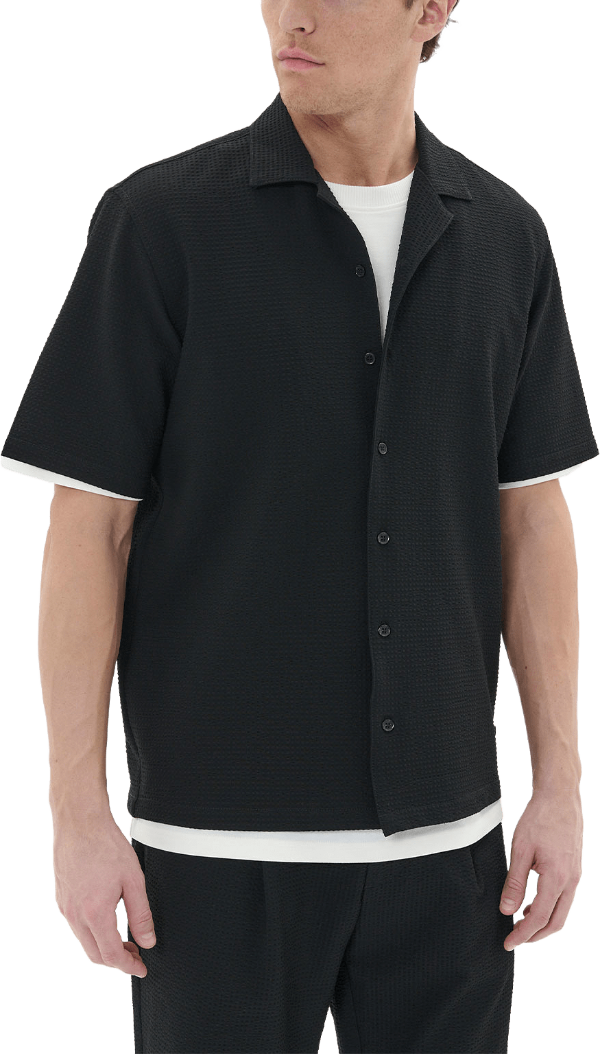 Klampo Shirt, från Matinique, i färgen Black.