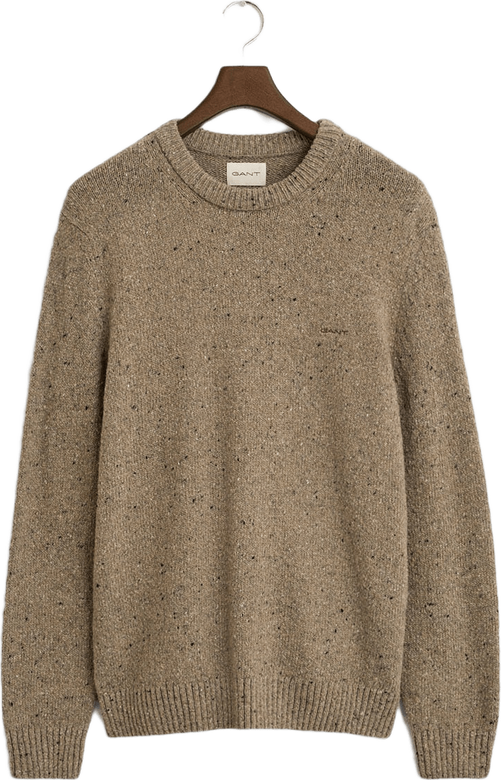 Wool Blend Neps C-Neck, från GANT, i färgen Dk. Sand Melange.