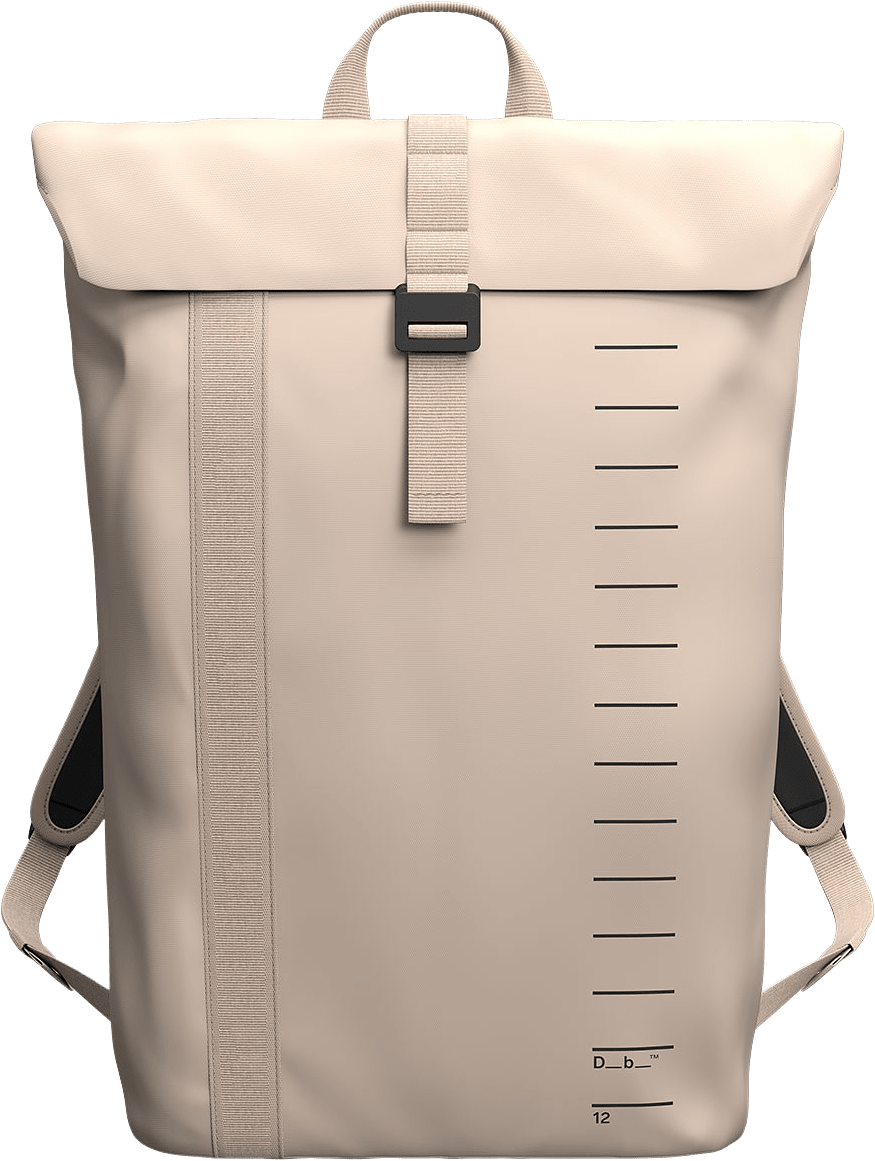 Essential Backpack 12L, från DB, i färgen Fogbow Beige.
