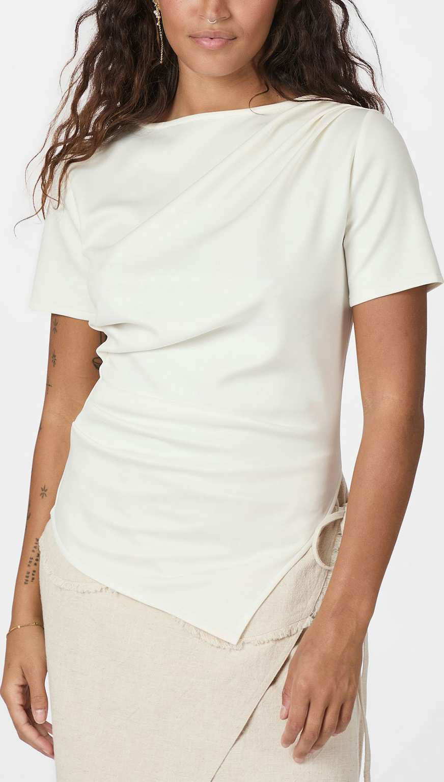 Rasmine Soft Blouse, från Neo Noir, i färgen Off White.