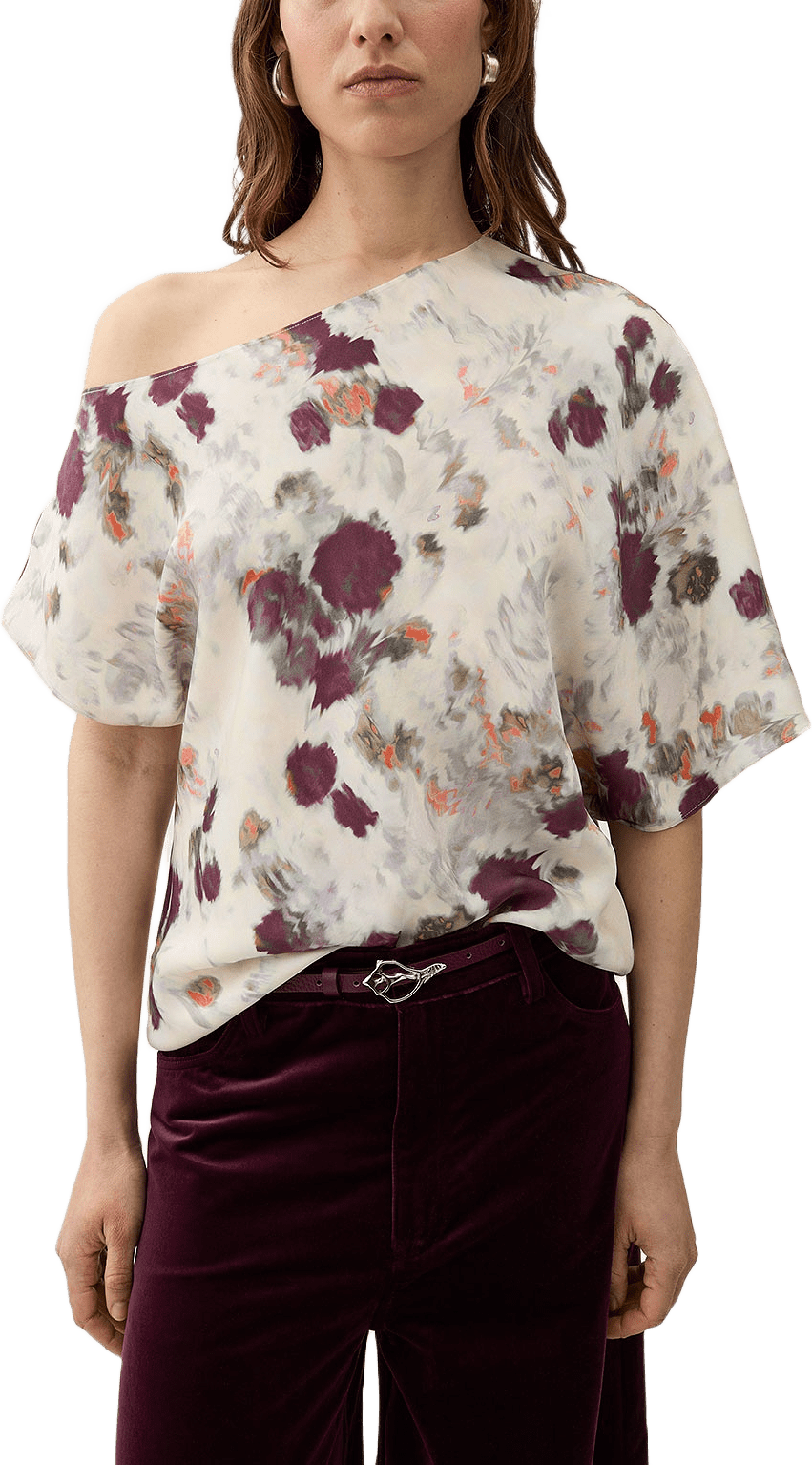 Bono Rosie Blouse, från Rodebjer, i färgen Gardenia Cream.