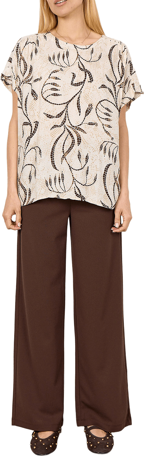 Sc-Sabira 1 Blouse, från Soyaconcept, i färgen Sand Combi.