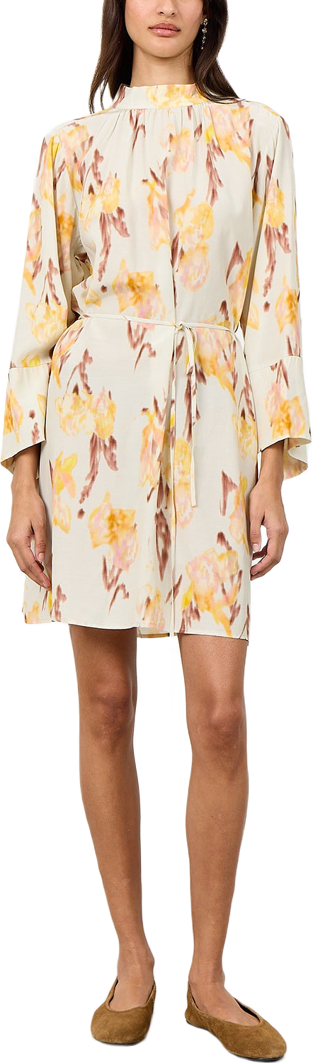 Lr-Melvina 1 Dress, från Leveté Room, i färgen Turtledove Combi.