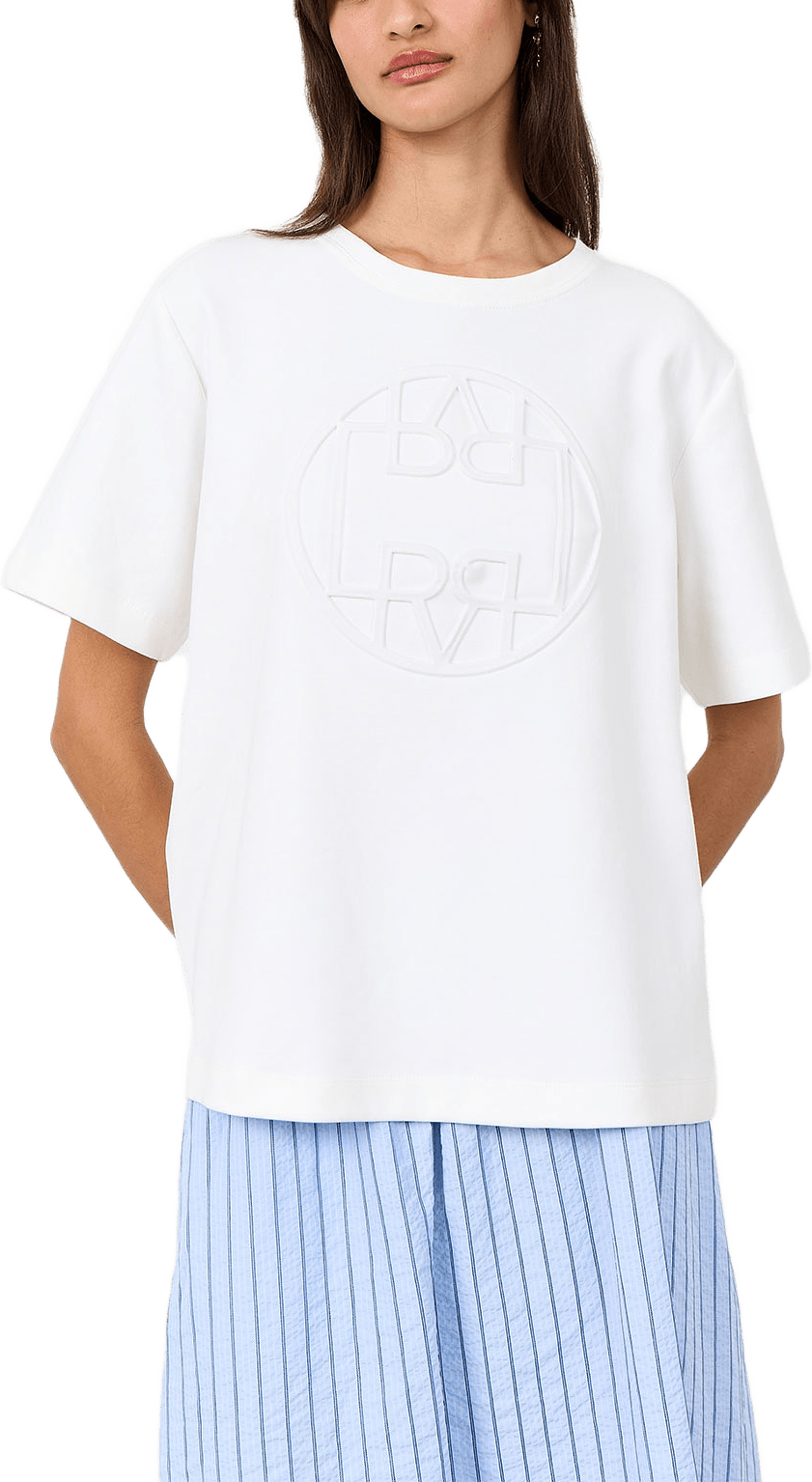 Lr-Kis 4 T-Shirt, från Leveté Room, i färgen White.
