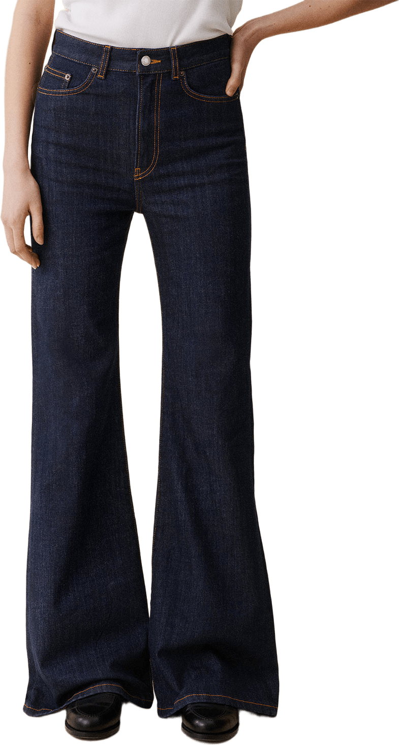 Fuji Jeans, från Jeanerica, i färgen Blue Rinse.