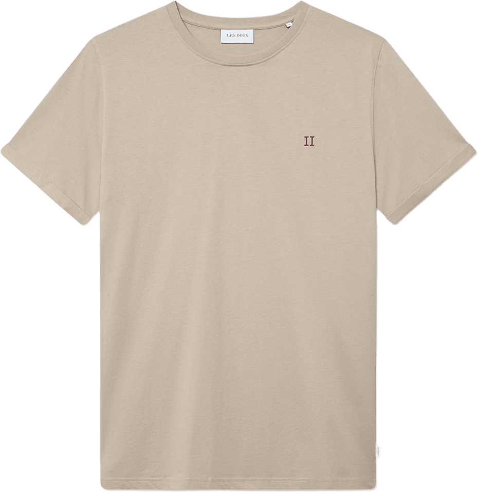 Norregaard Contrast T-Shirt, från LES DEUX, i färgen Dark Sand.