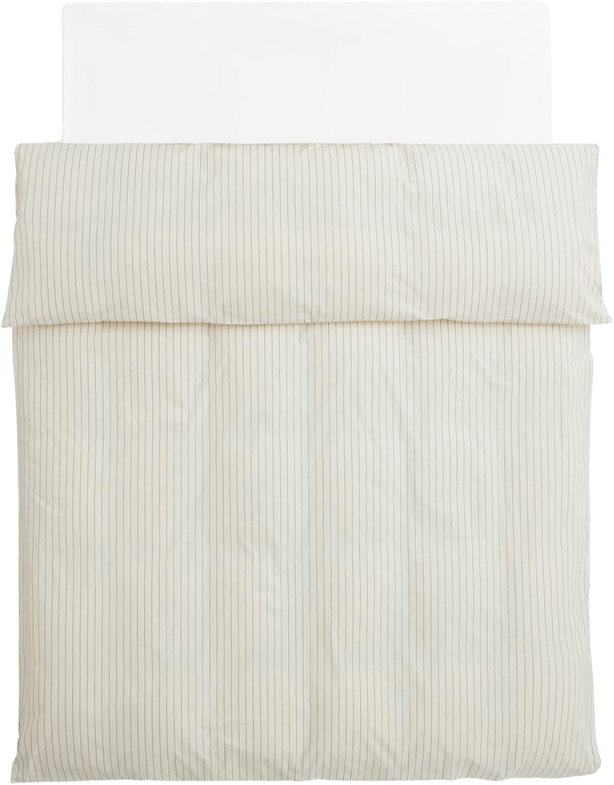 HAY Duvet Fineline, från HAY, i färgen Ivory.