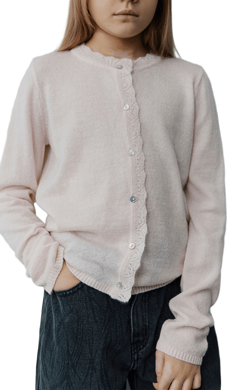 SKYLARSY CARDIGAN, från Sofie Schnoor, i färgen Coral Pink.