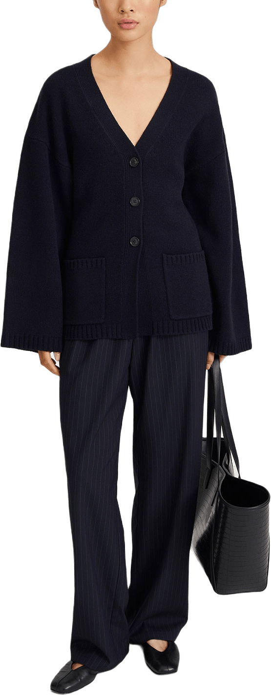 HELIA CARDIGAN, från Stylein, i färgen Navy.