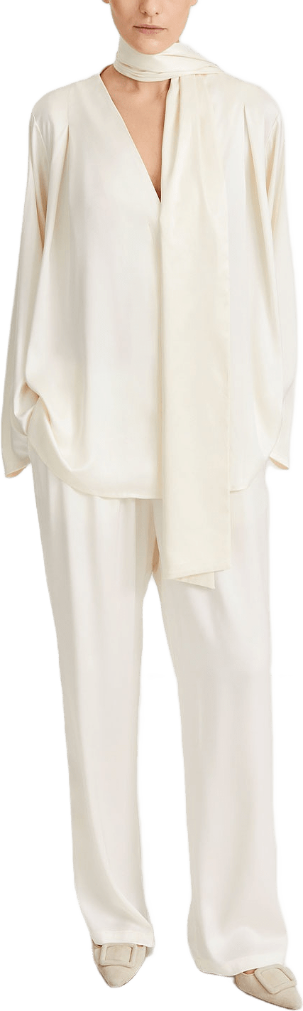 MARBY BLOUSE, från Stylein, i färgen Ivory.