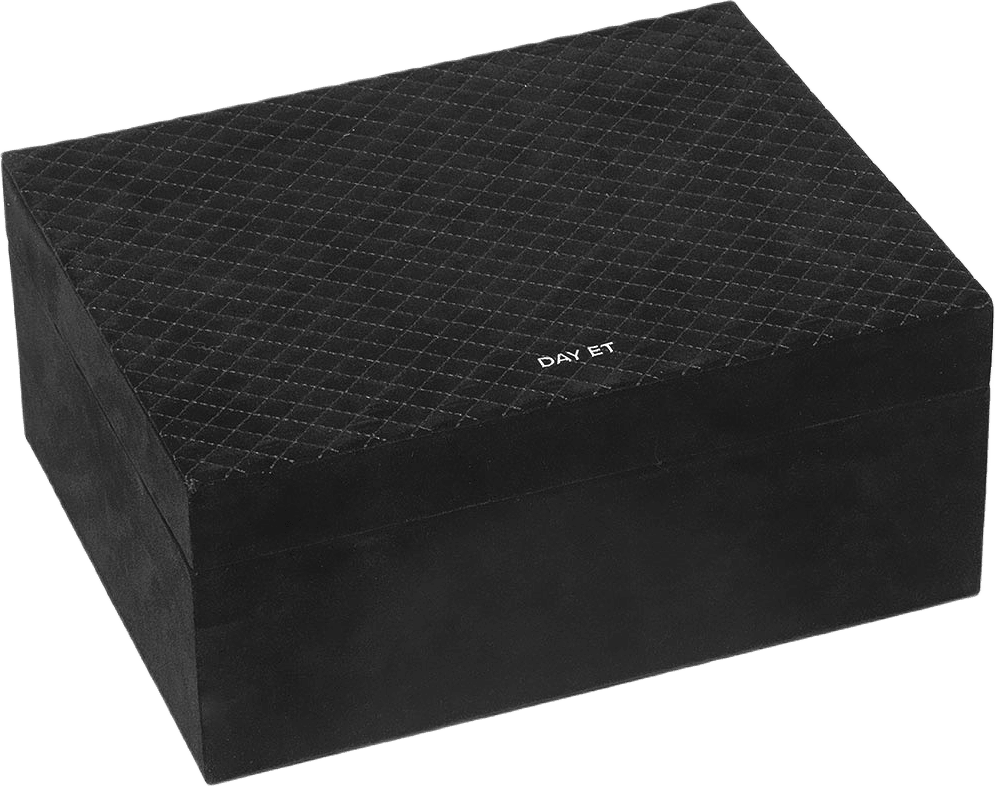 Day Z Q Jewelry Large, från DAY ET, i färgen Black.