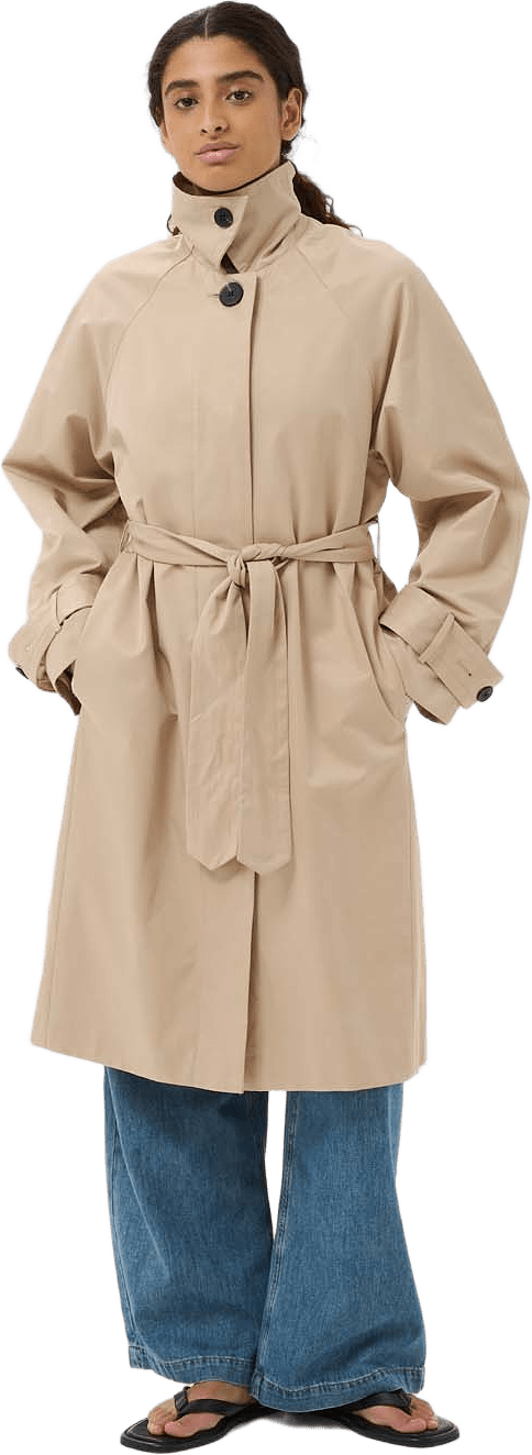 HINONAIW TRENCH, från Inwear, i färgen Sandstone.