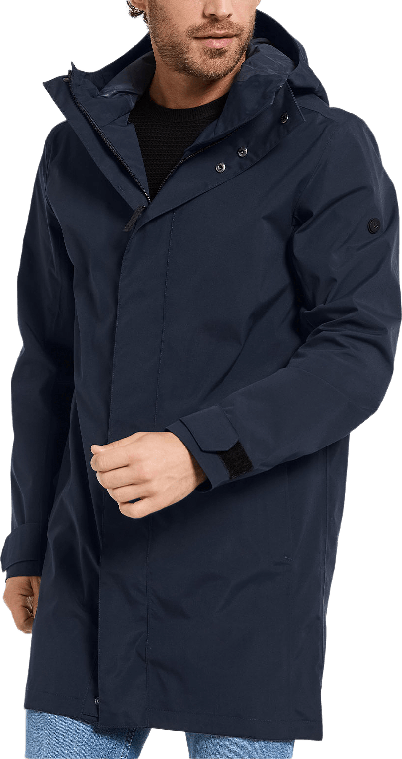 George Parka, från Didriksons, i färgen Dark Night Blue.