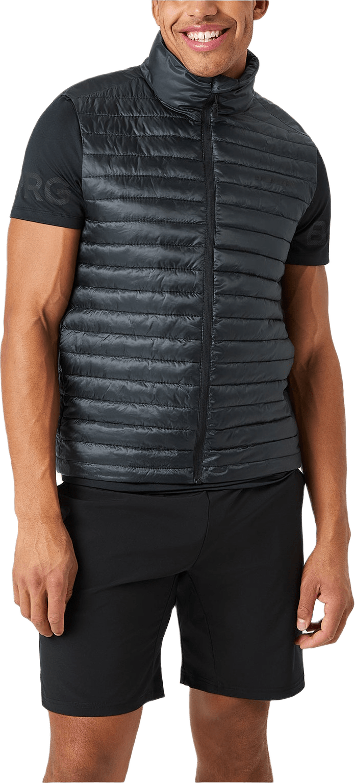 Borg Light Padded Vest, från Björn Borg Sport, i färgen Black Beauty.