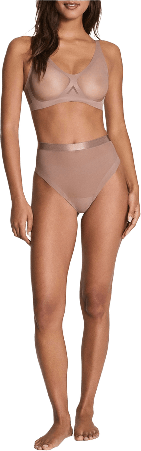 SPANXsupersmooth™ SheerSense Thong, från Spanx, i färgen Cafe Au Lait.