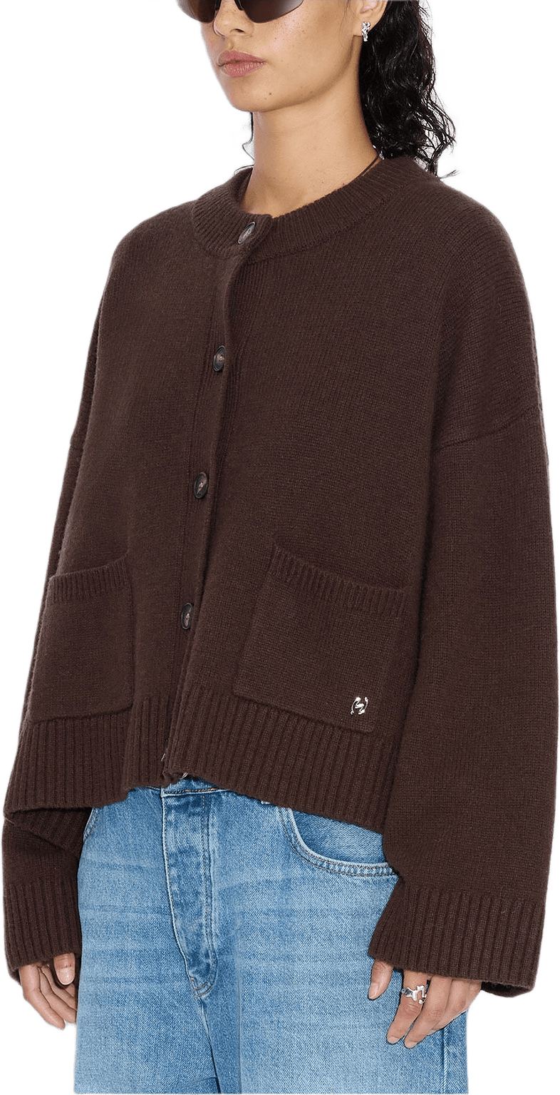 W. Wool Wide Cardigan, från Holzweiler, i färgen Dk. Brown.