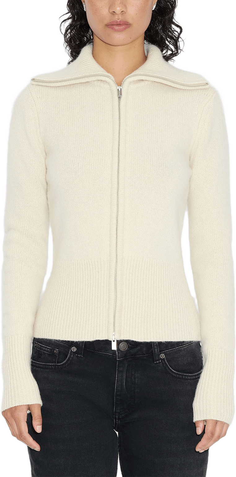 Line Wool Cardigan, från Holzweiler, i färgen Ecru.