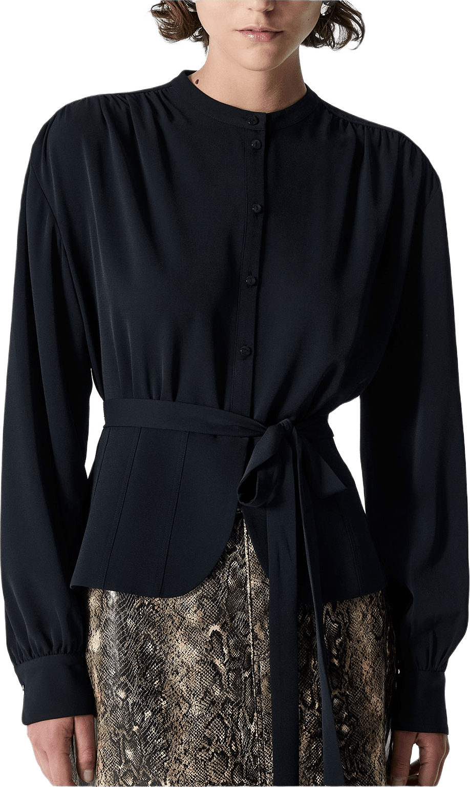 Arezzo Ls Waist Tie Shirt, från French Connection, i färgen Sz18 Black.