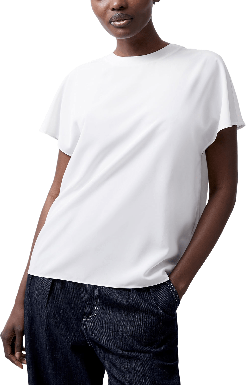 Caprina Recycled Crepe Crew Neck Top, från French Connection, i färgen Winter White.