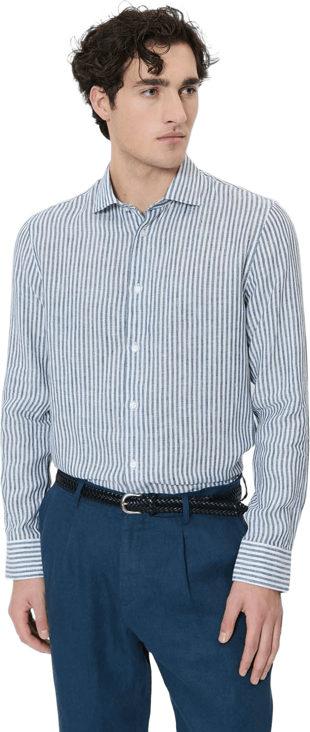 MAmarc short, från Matinique, i färgen Dark Navy.