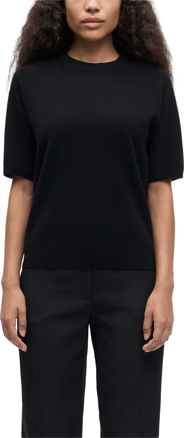 Saboston t-shirt 6304, från SAMSOE SAMSOE, i färgen Black.