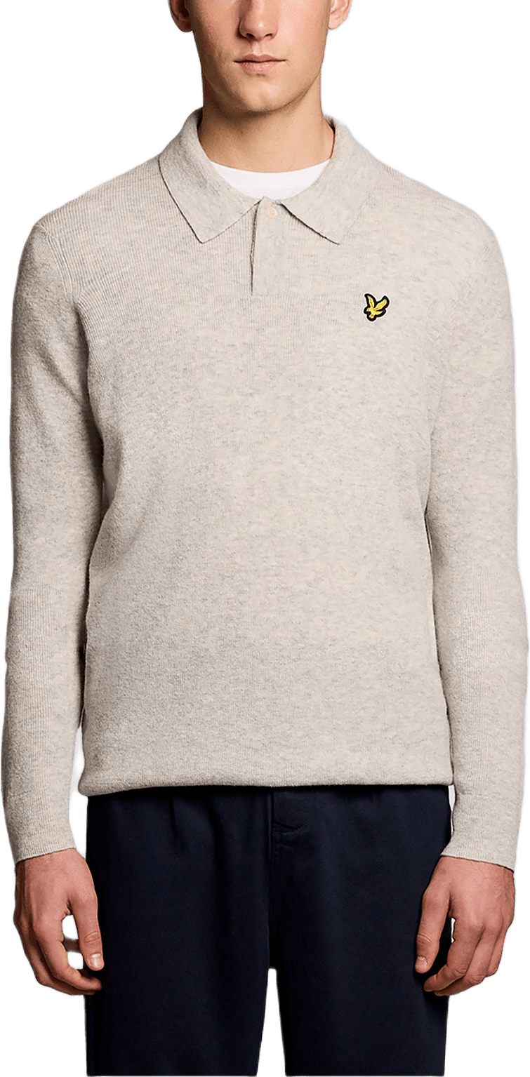 Lambswool Blend Rugby Jumper, från Lyle & Scott, i färgen Light Grey Marl.