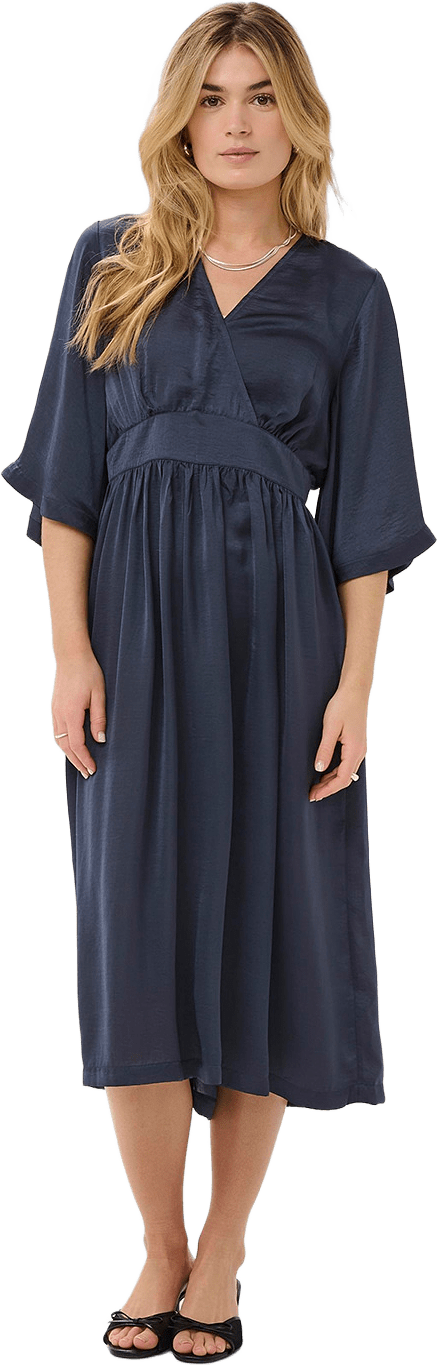 Phernanda Dress, från Saint Tropez, i färgen Ombre Blue.
