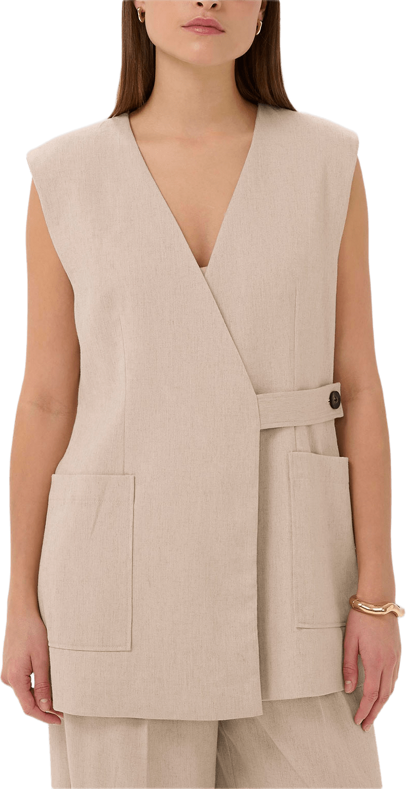 SLSofia Waistcoat, från Soaked In Luxury, i färgen White Pepper.