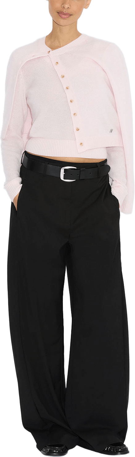 Slim Cashmere Cardigan, från Holzweiler, i färgen Lt. Pink.