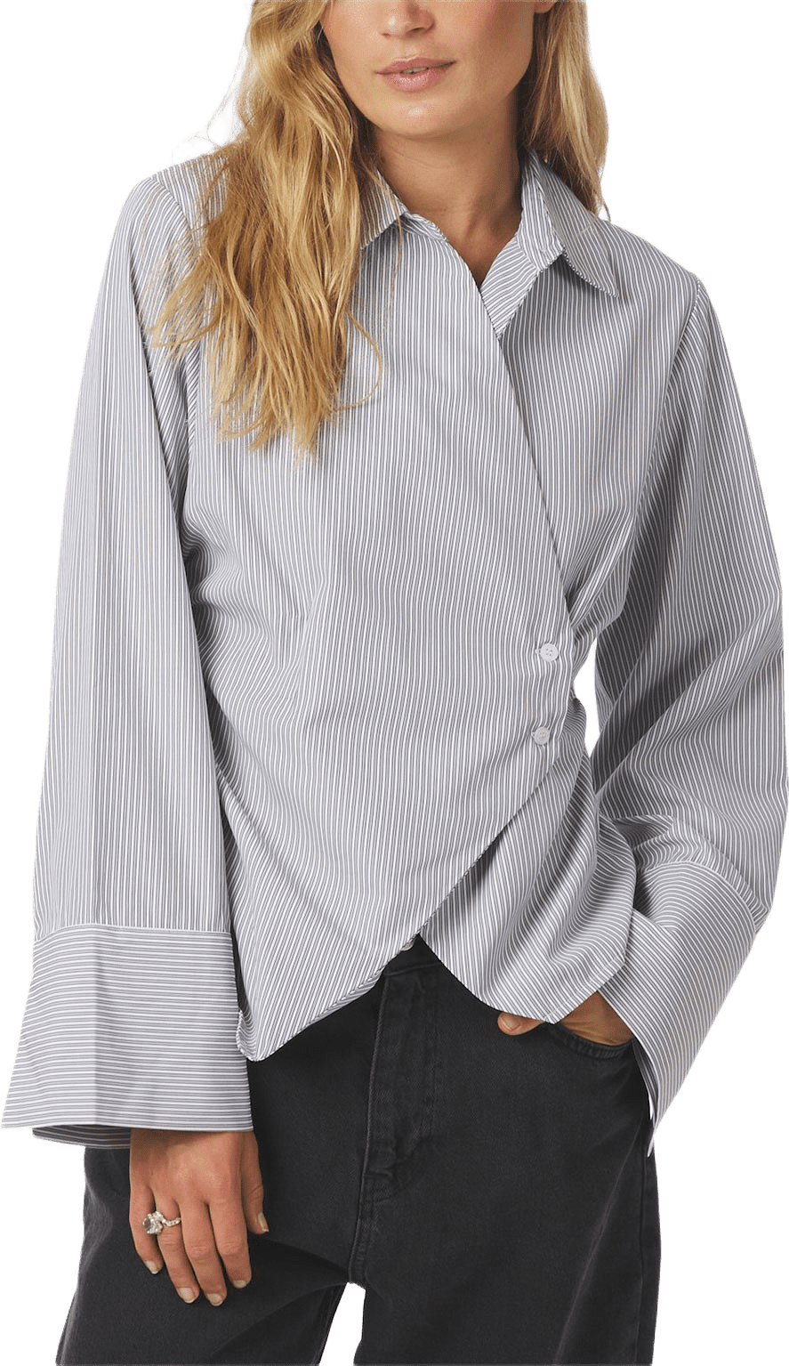 Fenli Striped Shirt, från Neo Noir, i färgen Grey.