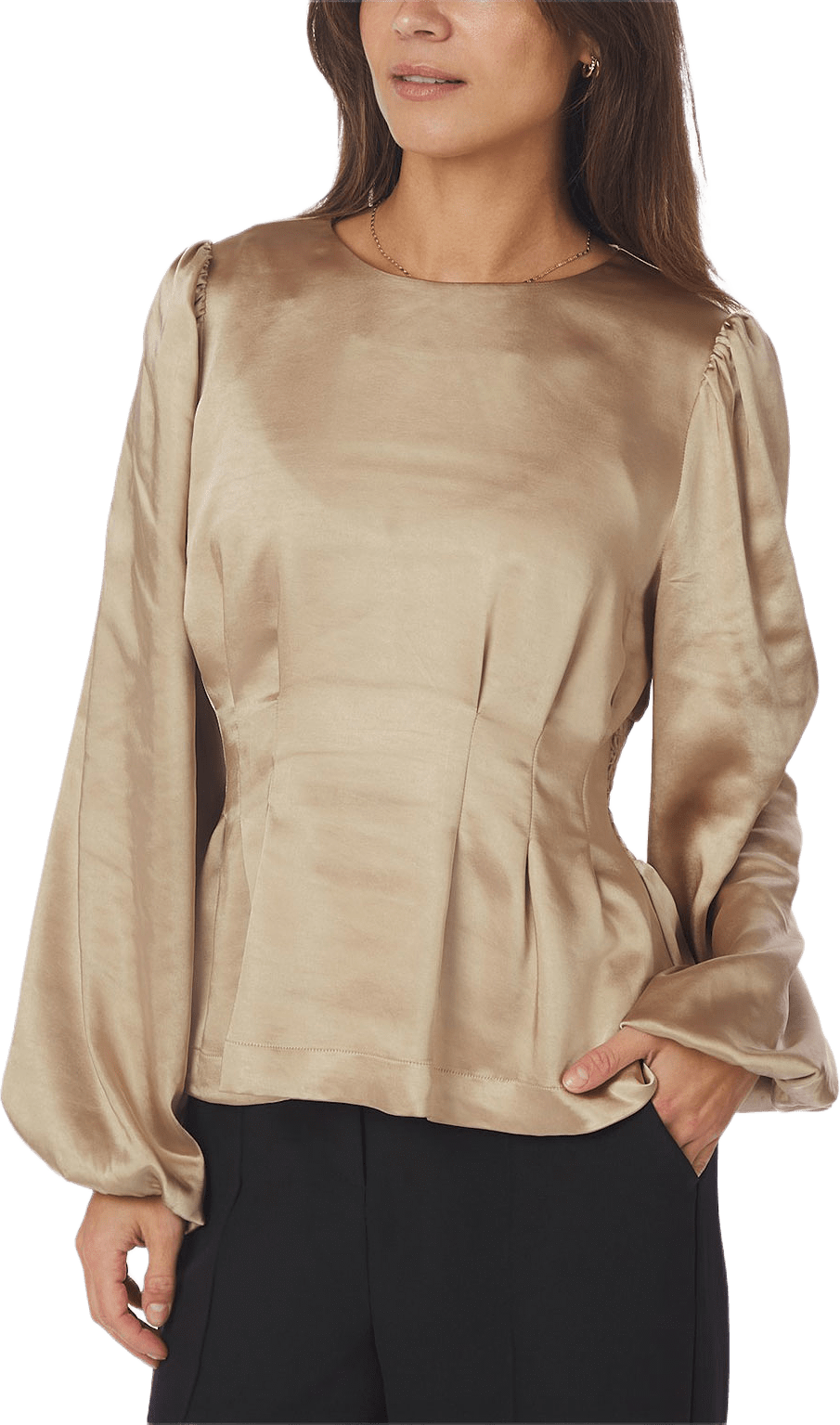 Vanya Crushed Sateen Blouse, från Neo Noir, i färgen Gold.