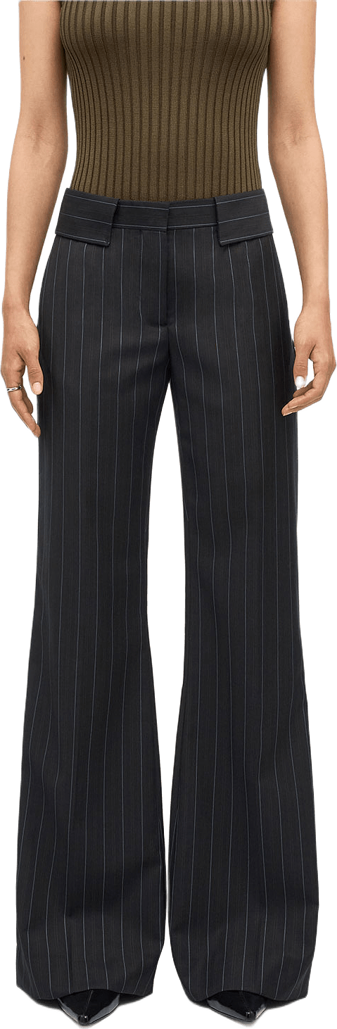 Juli Byxor i Ull Med Bootcut, från Tiger of Sweden, i färgen Jet Grey.