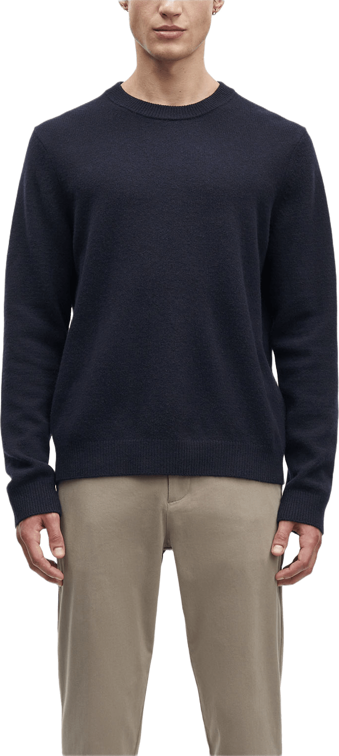 Isak Knit Sweater 15010, från SAMSOE SAMSOE, i färgen Salute.