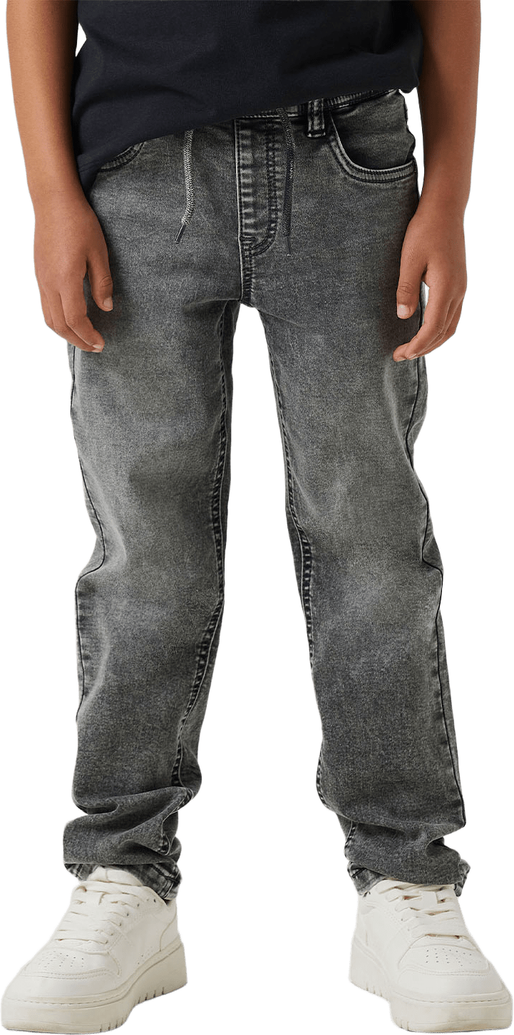 NKMRYAN SLIM SWE JEANS 5225-TH NOOS, från Name It, i färgen Medium Grey Denim.