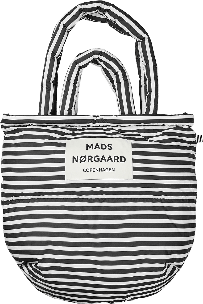 Light Ripstop Pillow Bag AOP, från Mads Nørgaard, i färgen Black/White.