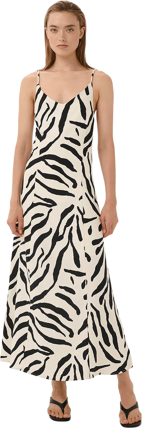 GZzeona P dress, från Gestuz, i färgen Graphic Black White Animal.