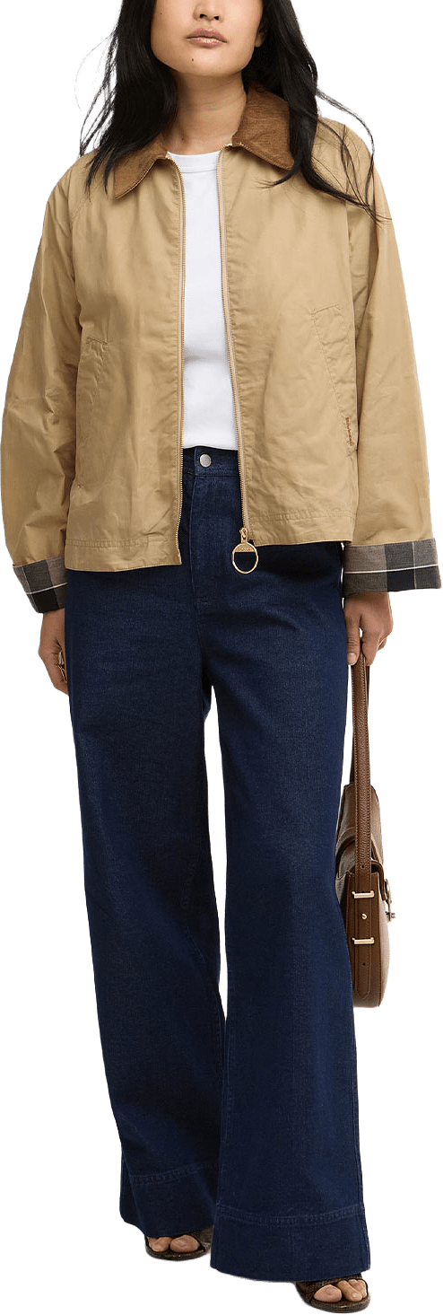 Barbour Catlin Casual, från Barbour, i färgen Beige/Dress.