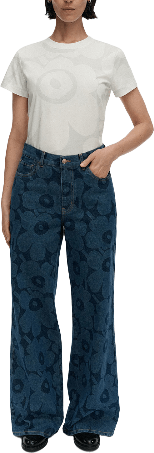 Maridenim Wide Unikko Jeans, från Marimekko, i färgen Mid Indigo.