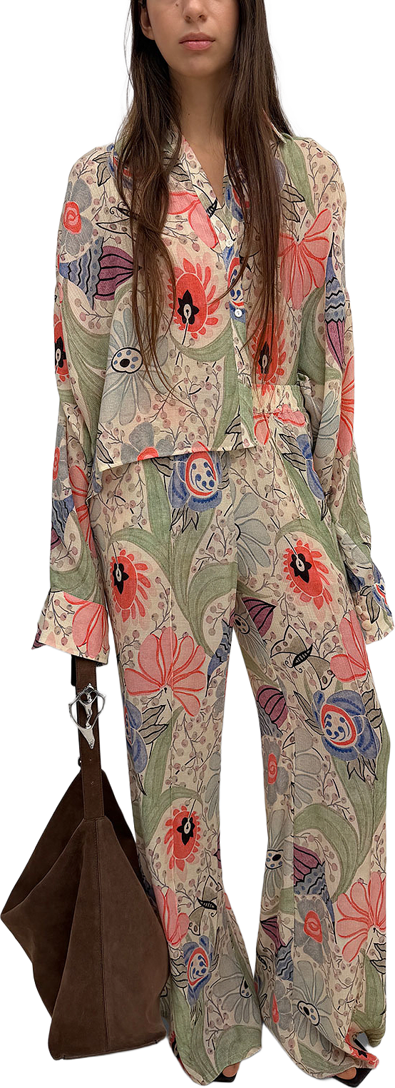 Taylor Ducharne, från Rodebjer, i färgen Coralmulti.